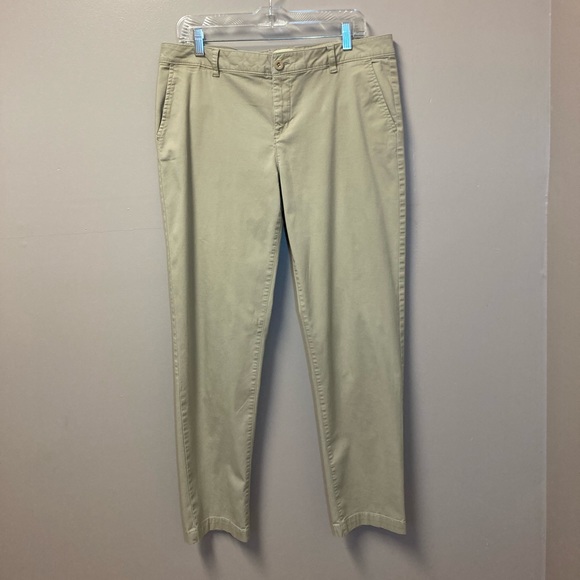 Khaki pants with a touch of stretch - Picture 1 of 5
